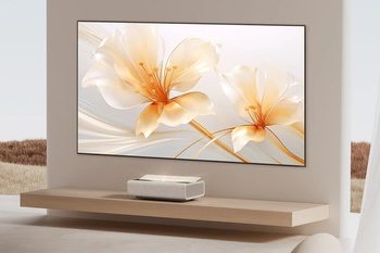 Zestaw promocyjny 3w1: projektor laserowy XGIMI AURA 2 + oryginalny ekran projekcyjny ALR 100" + Google TV Stick 4K